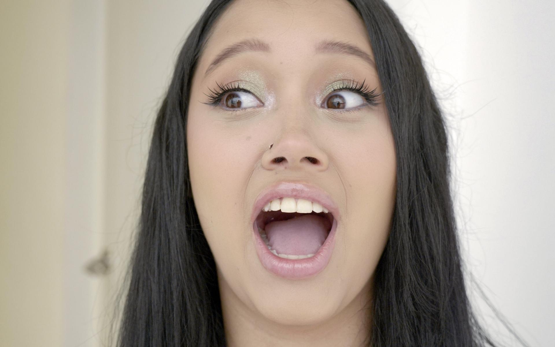 Lia Ponce #5 - Interview before Bukkake