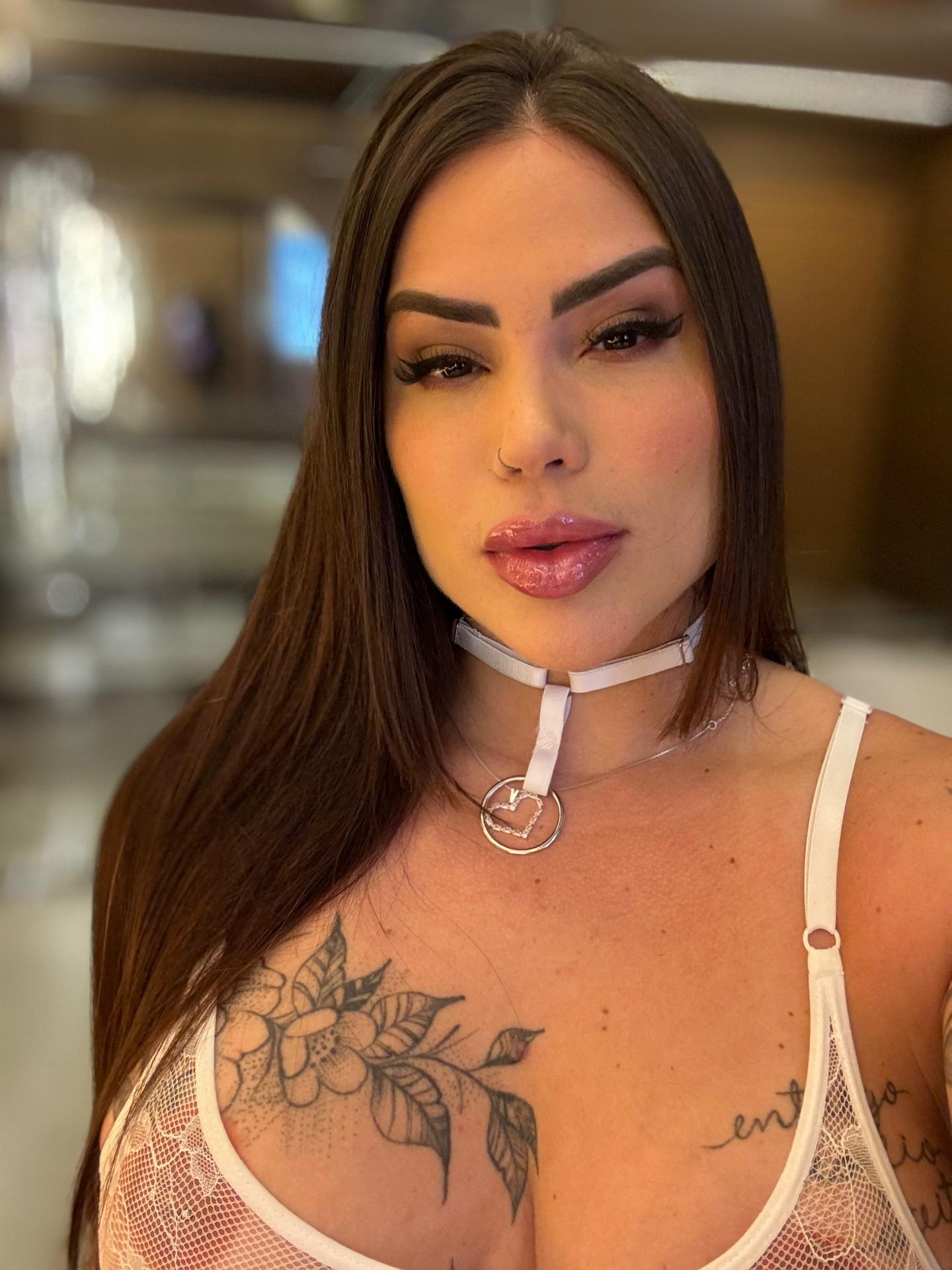 Thawany Alves Facial