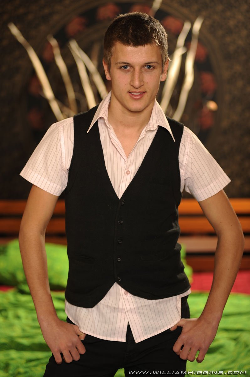 Photo HD Adam Bostik - 2