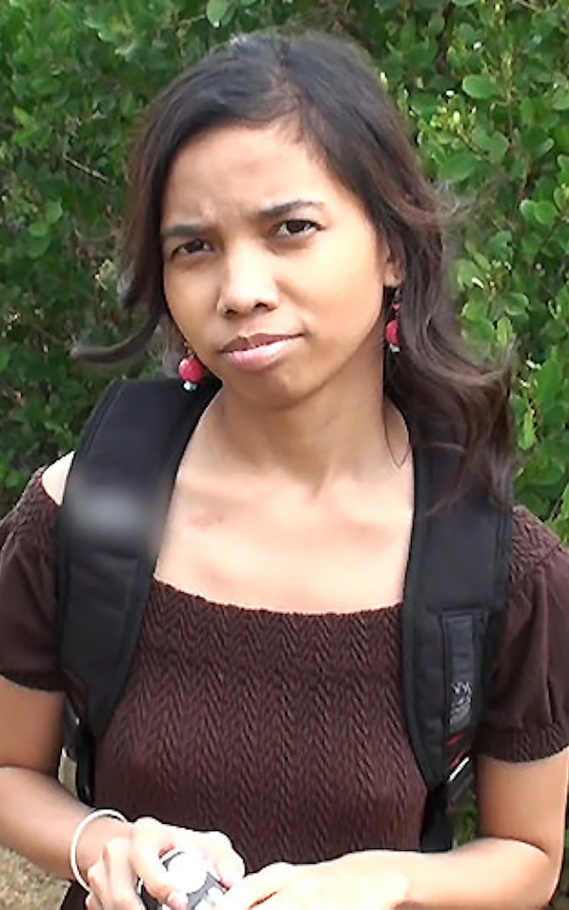 Amanda Putri Street BlowJobs