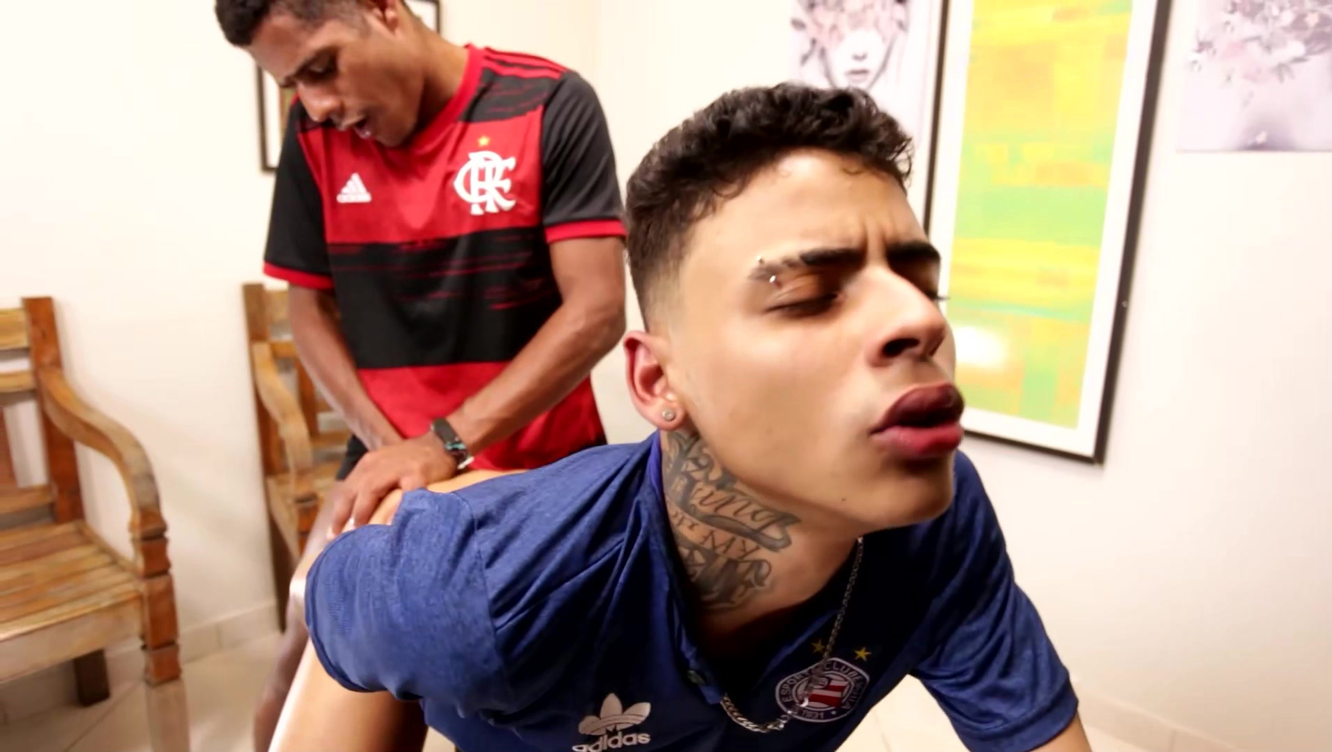 Azar No Jogo, Sorte No Cú
