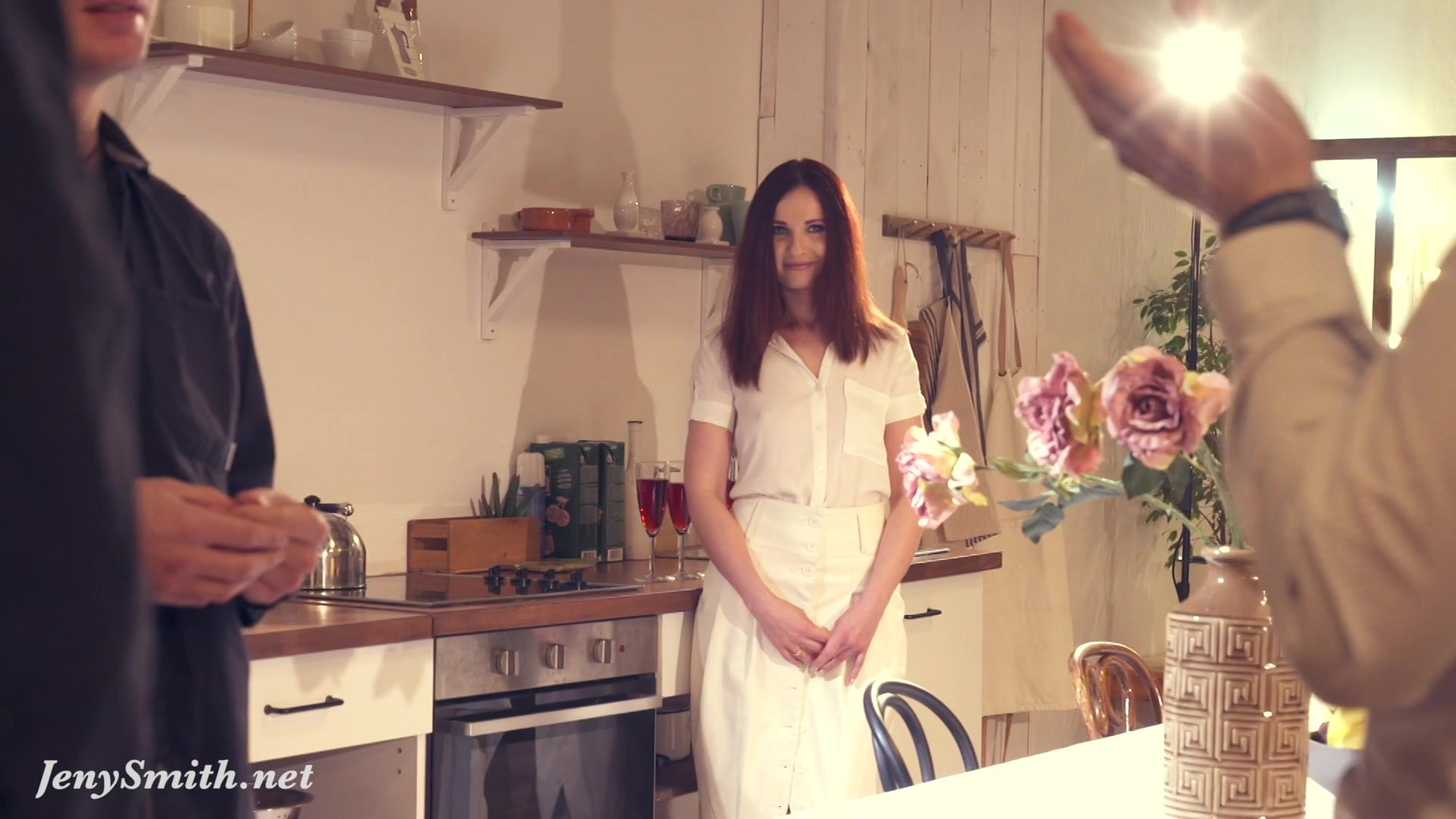 Please Gentlemen, enjoy the view. (preview)