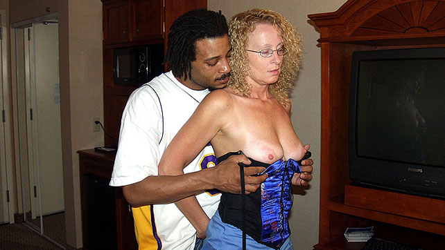 Scene 285: 1st Fuck Cathy & Dick