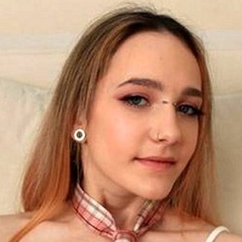 Photo HD Ellie Wain - 3