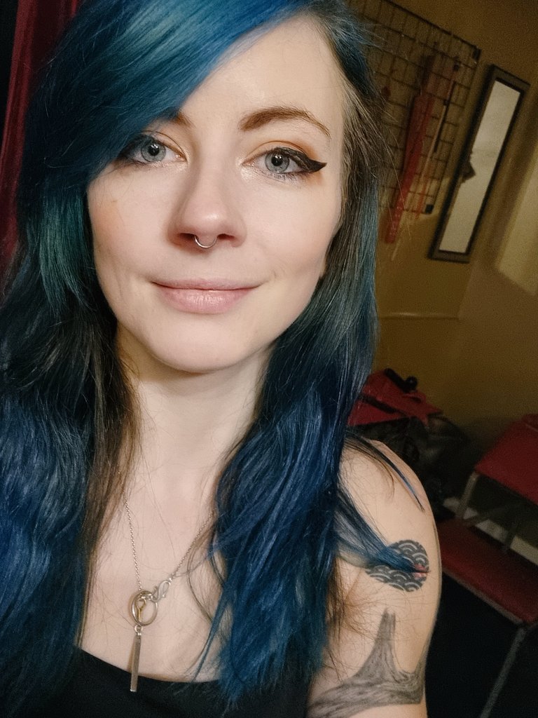 Photo HD Ash May - 4