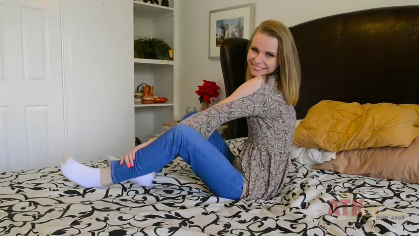 Catarina Petrov strips nude and poses in the bedroom