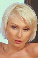 Photo HD Anushka Garin - 3