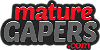 Mature Gapers