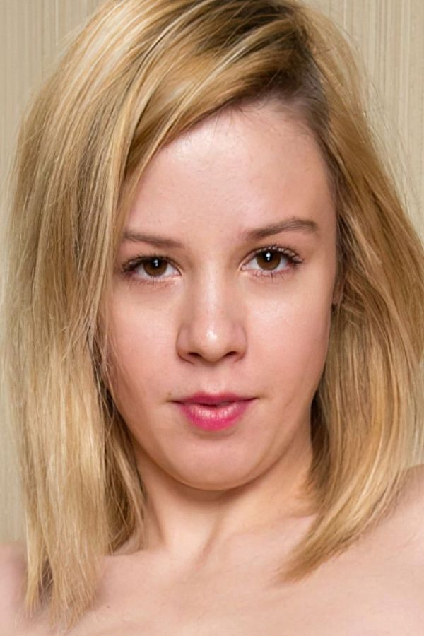 Photo HD Evelyn Cage - 5