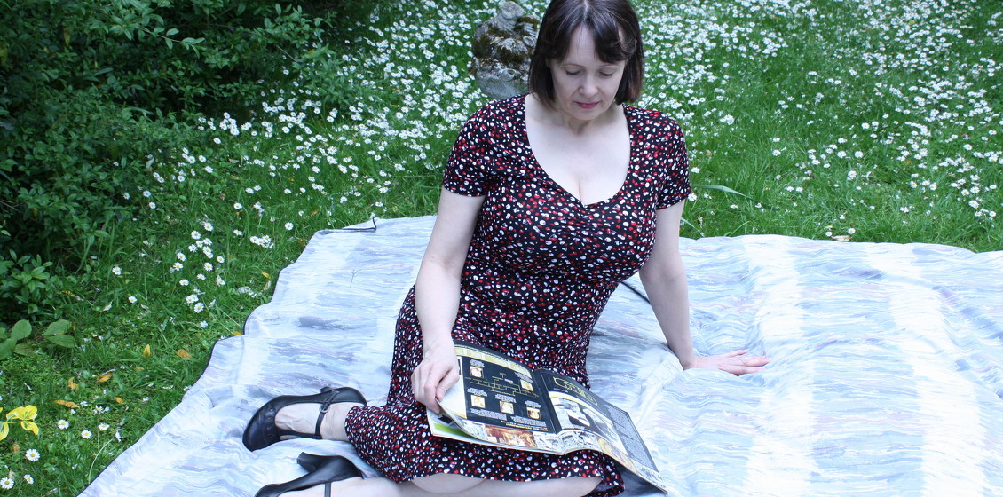 Mature lady with big tits is having sex outside with a Toyboy