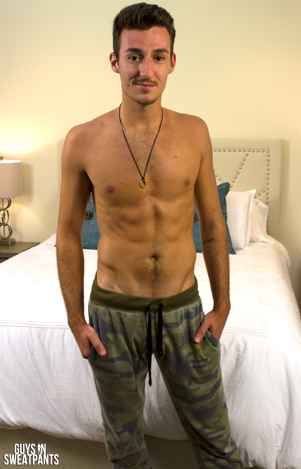 Photo HD Derek Daniels - 2