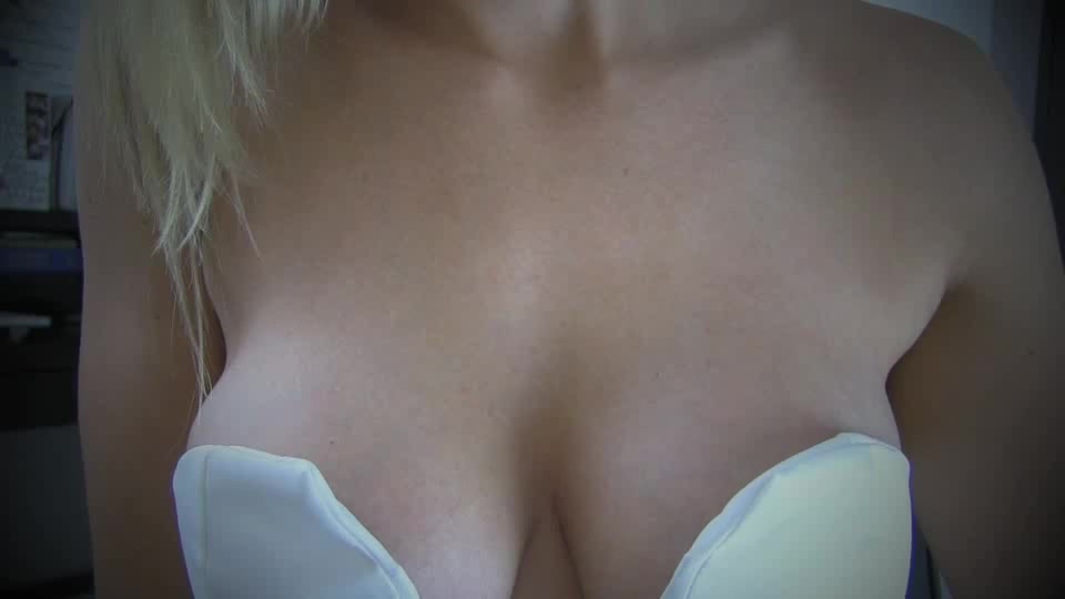 Mindfucked by Cleavage