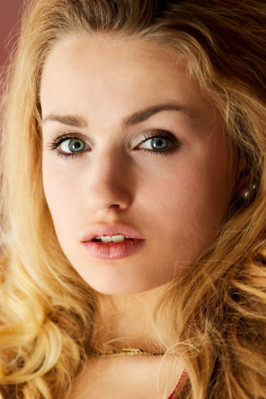 Photo HD Emilia Jung - 2