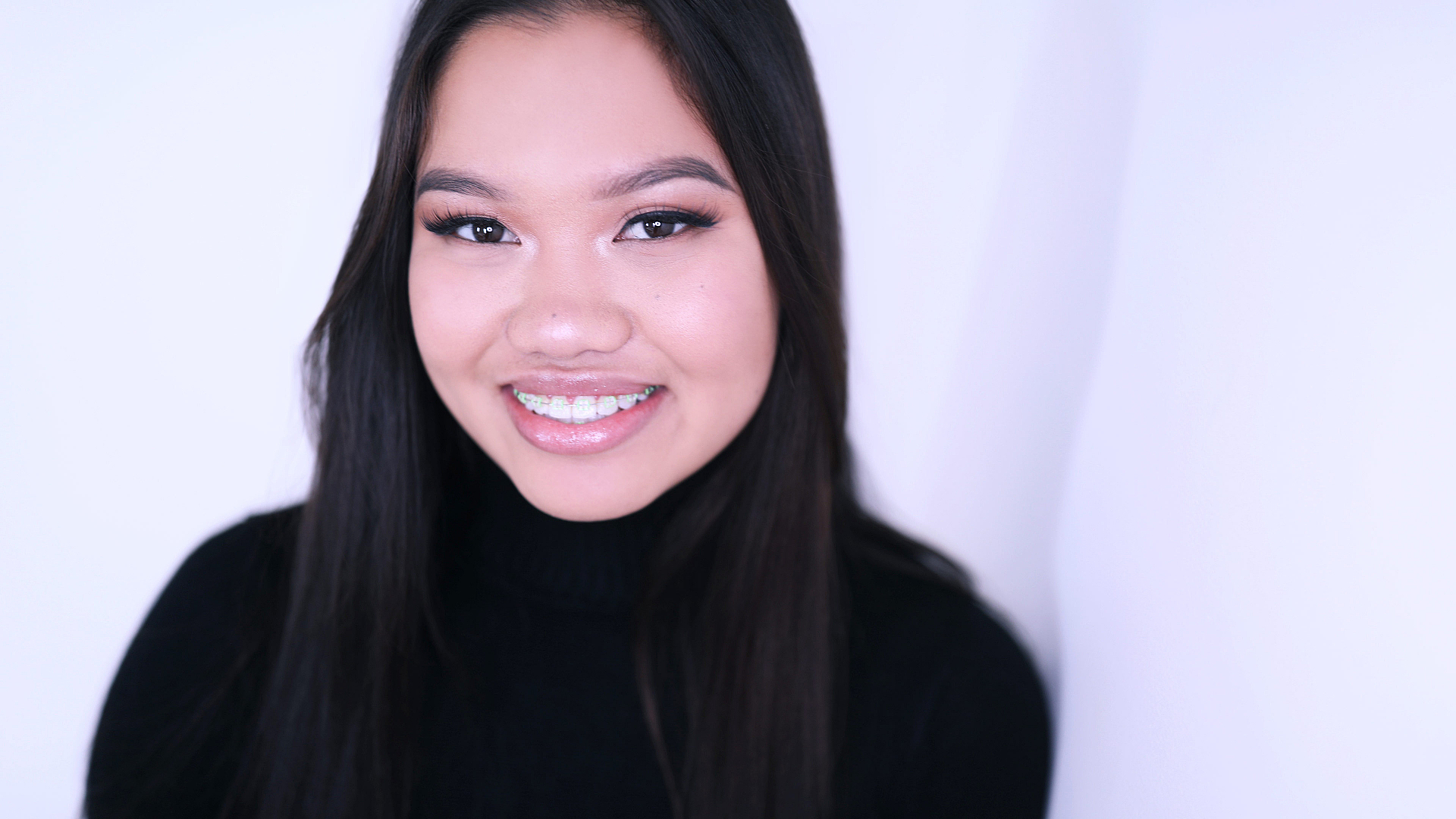 Kaylani Kao Returns to Amateur Allure to Give a Suck Job, Get Fucked and Eat Sperm