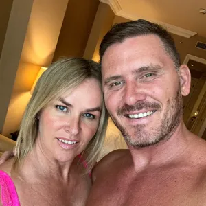 SwingingCoupleXXX