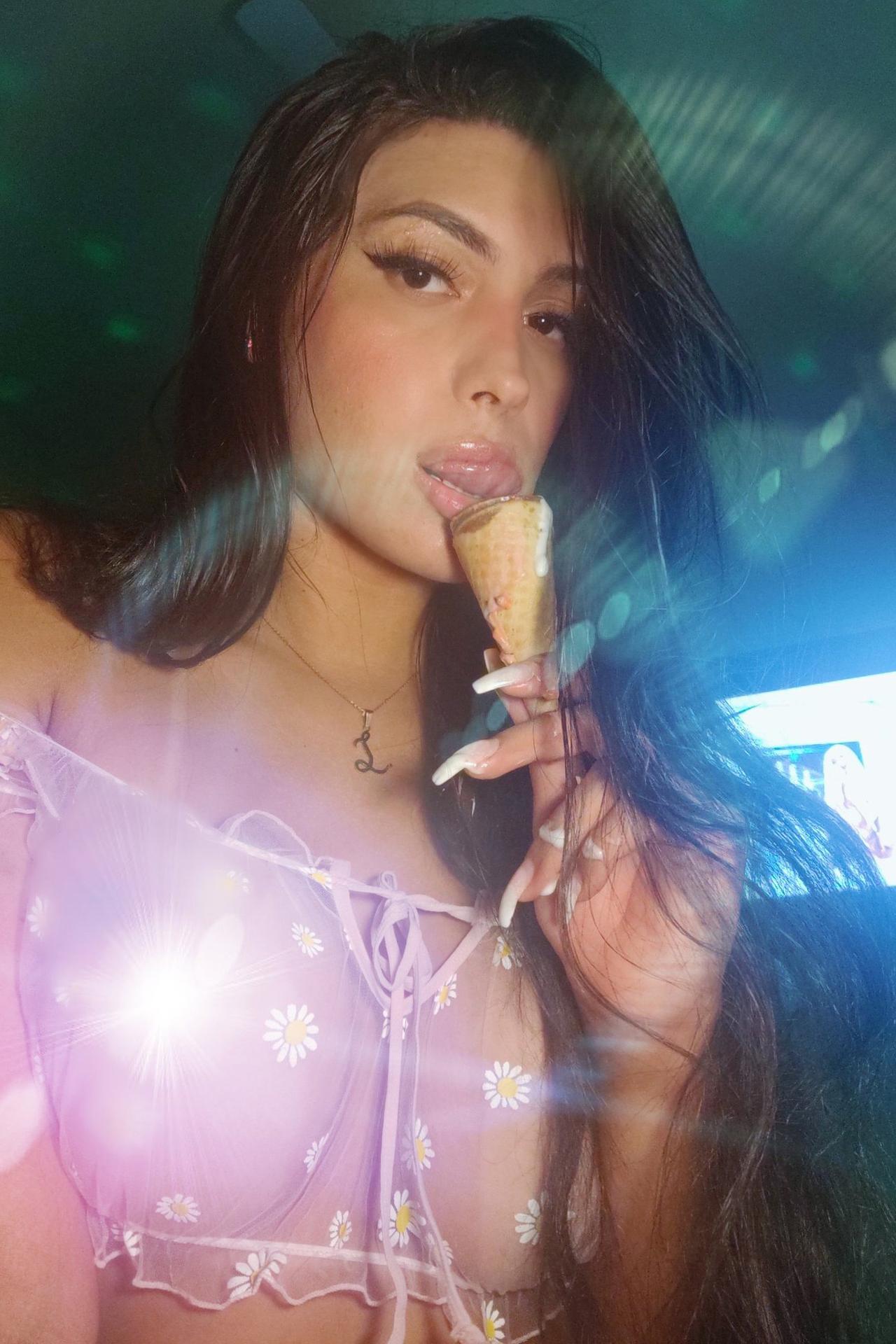 Photo HD Luiza Devil - 1