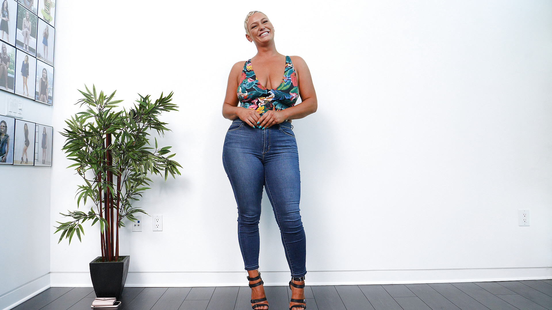 Hot Big Ass MILF...Thick MILF With Perfect Big Ass