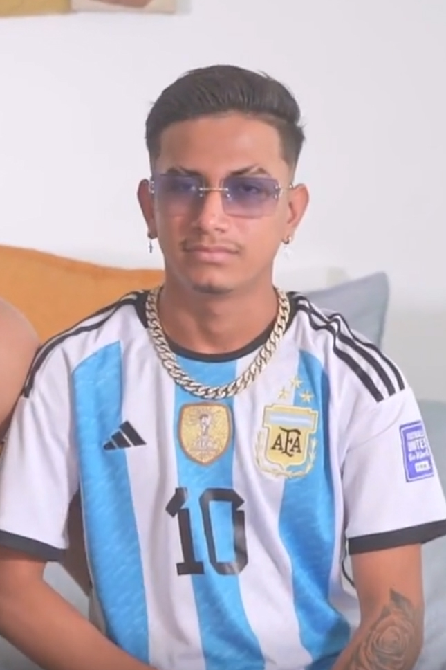 Nicolas CTM Anulingus