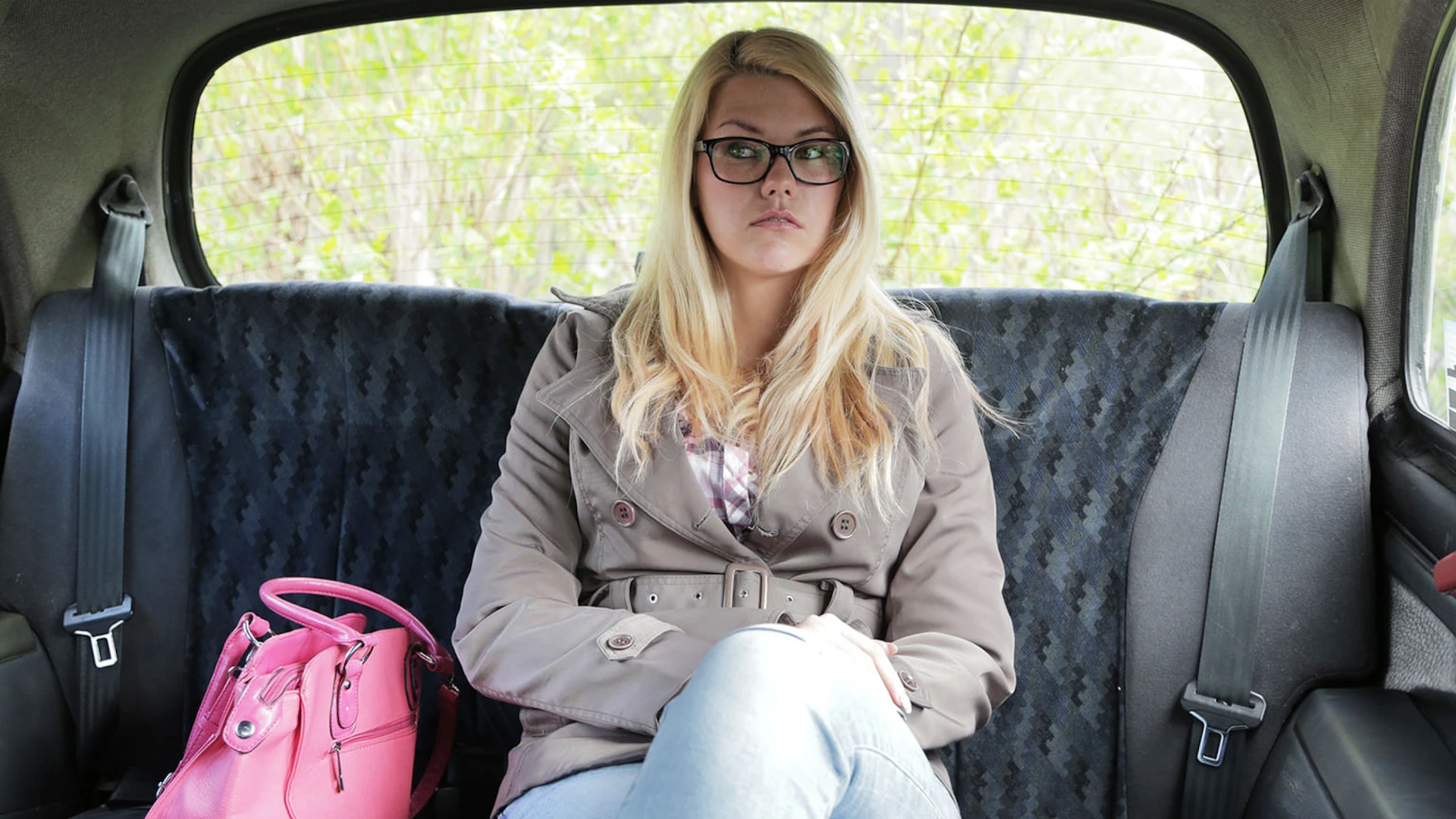 Backseat Rim Job and Hard Fucking