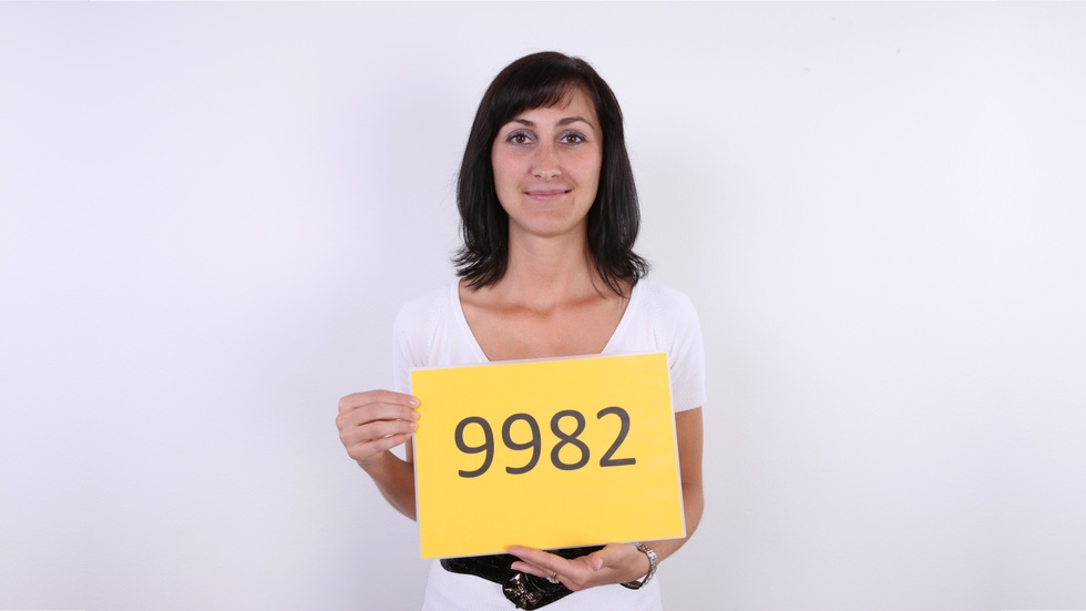 Lenka (9982)