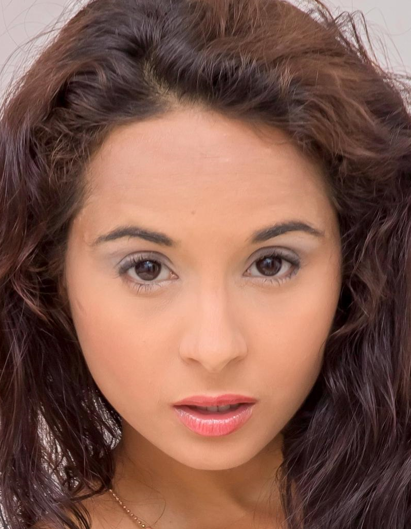 Aurora Fernandez Solo