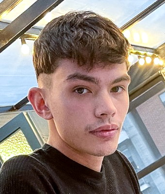 Photo HD Esteban Velez - 1