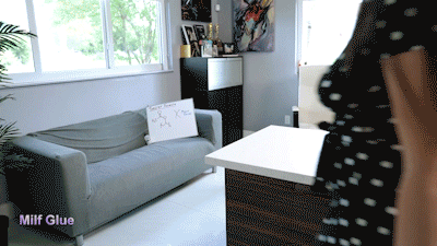 Melanie Hicks in My Stuck Step Step-Mom - MILF Glue