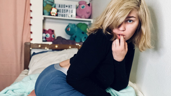 Masturbate/Cum in My step-Brothers Boxers