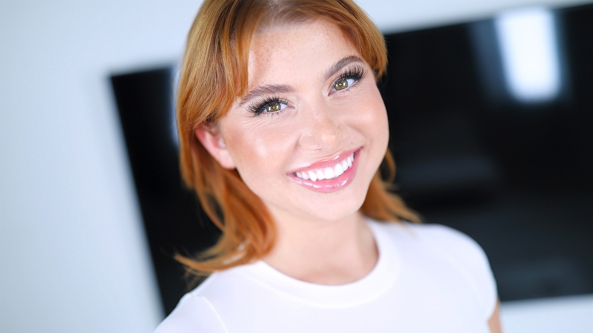 Amateur Allure Introduces Stella Luxx, Beautiful Redhead Fashion Model Sucks, Fucks and Swallows