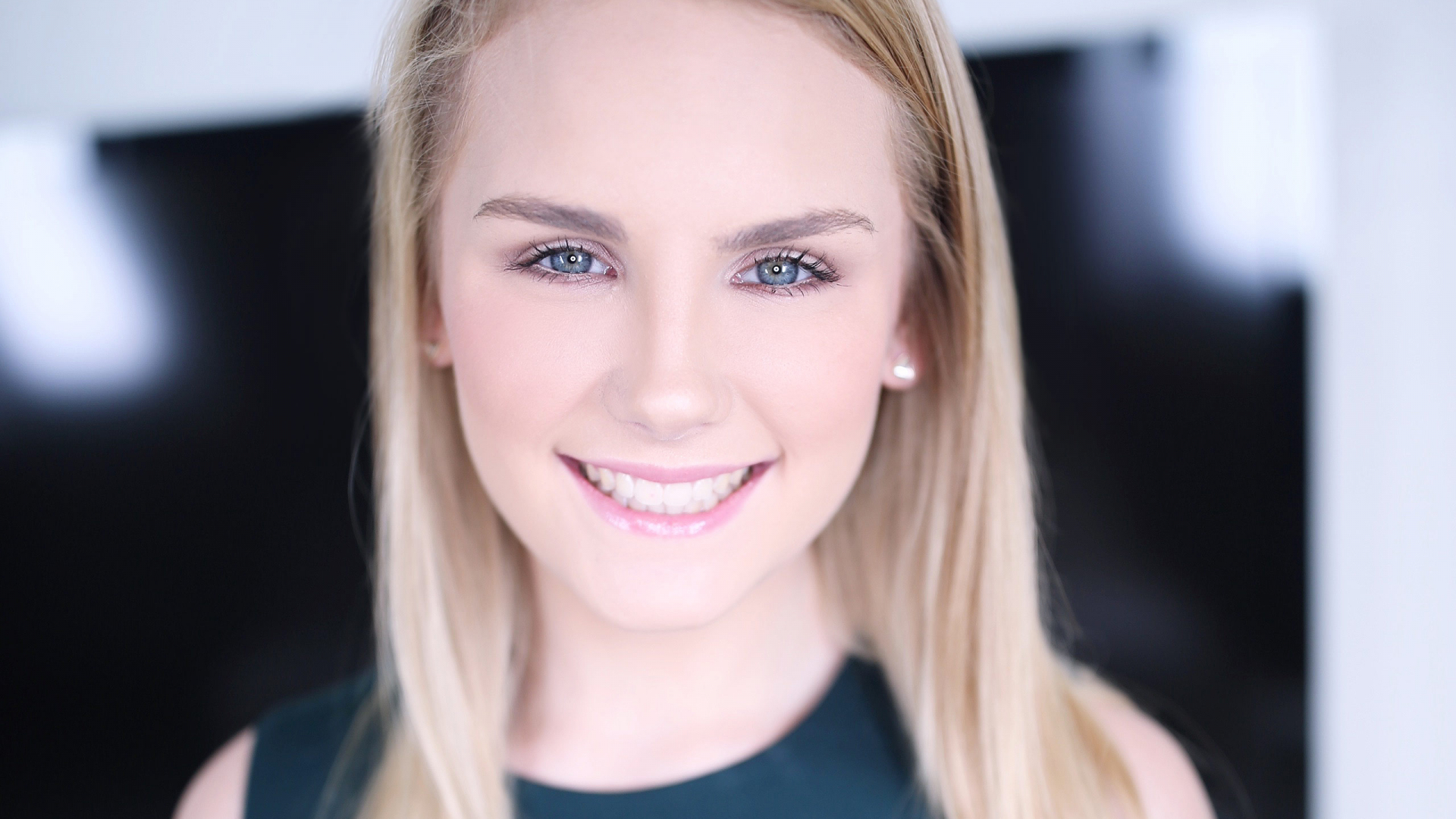 Amateur Allure Presents Natalie Knight's Return to Suck Cock, Get Fucked and Swallow in Stunning 4K