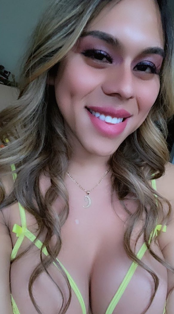 Photo HD Melina Leon - 8