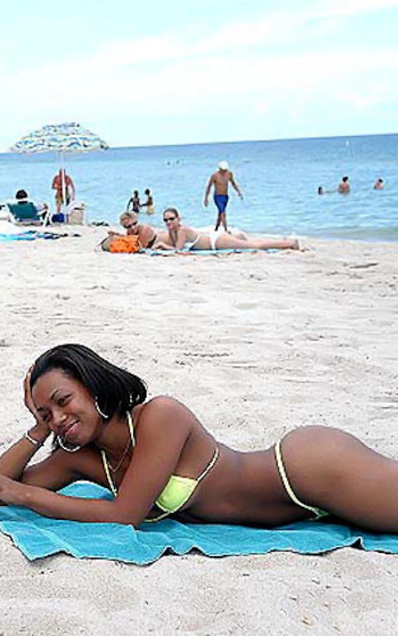 Yoli Pop 8th Street Latinas