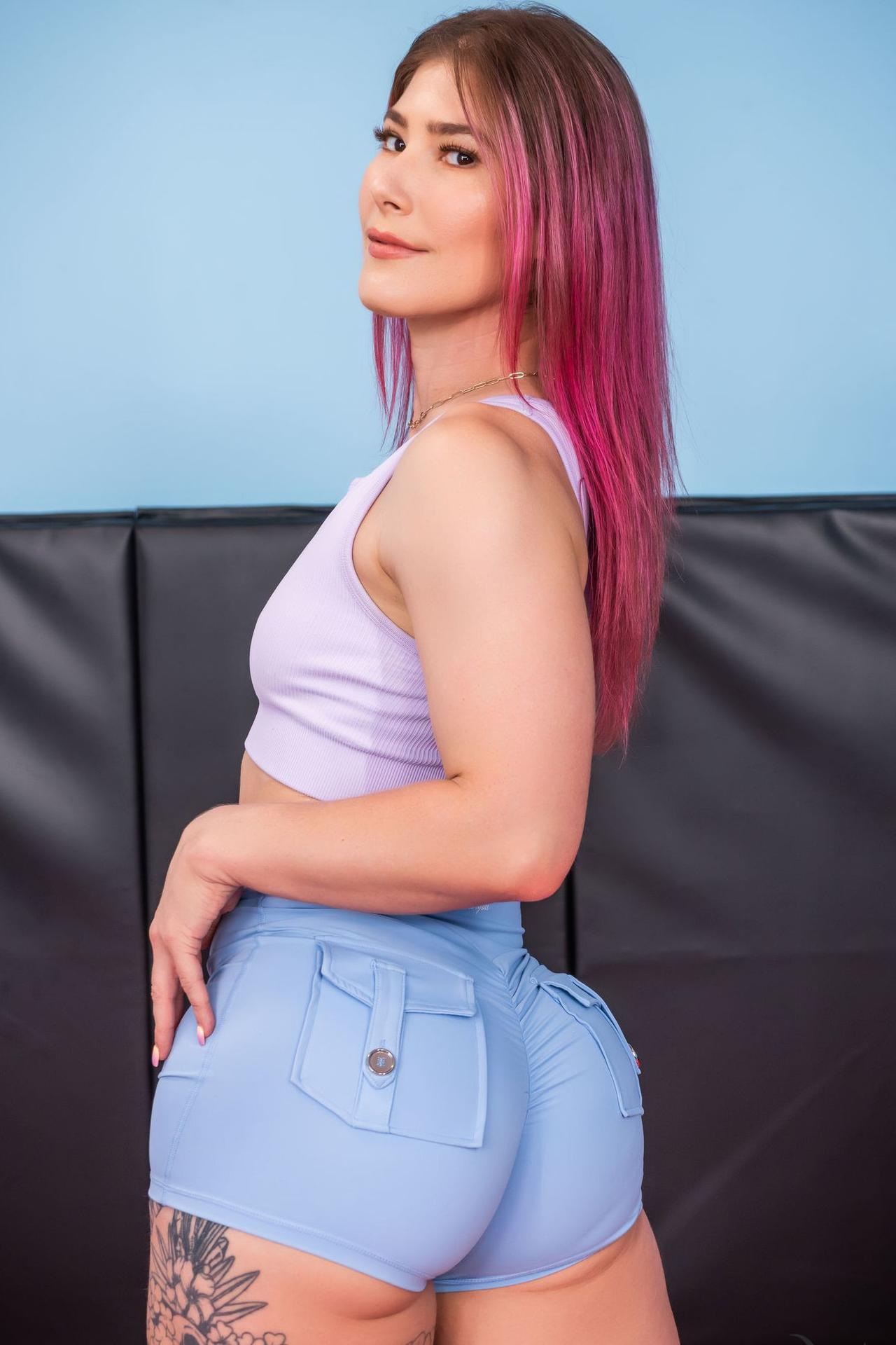 Photo HD Stella Skye - 1