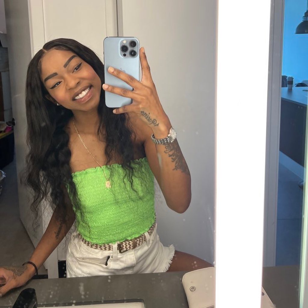 Photo HD Kimmy Charms - 4