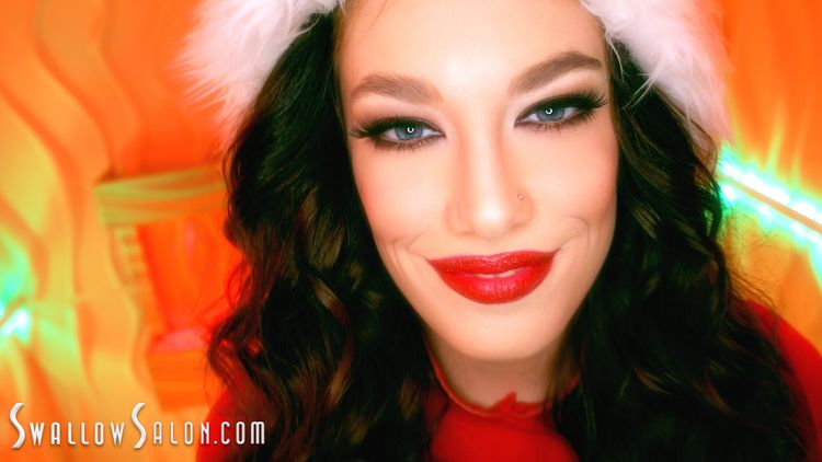 Bobbi Dylan Stops By The Salon To Give Some Head