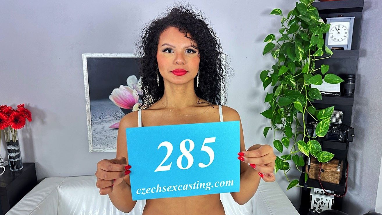 Dirty bitch loves anal sex