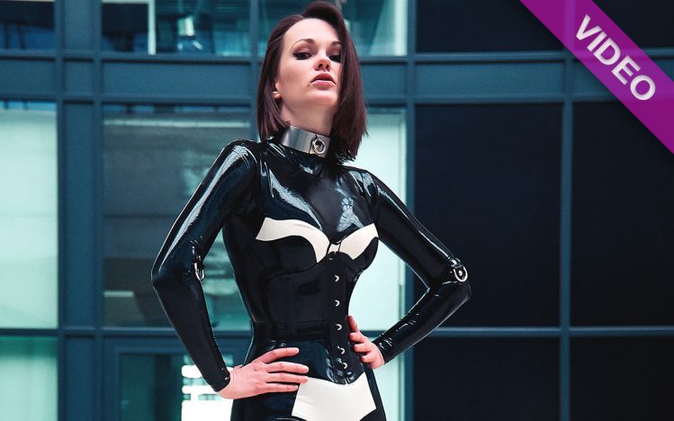 #301 Black & White latex combo