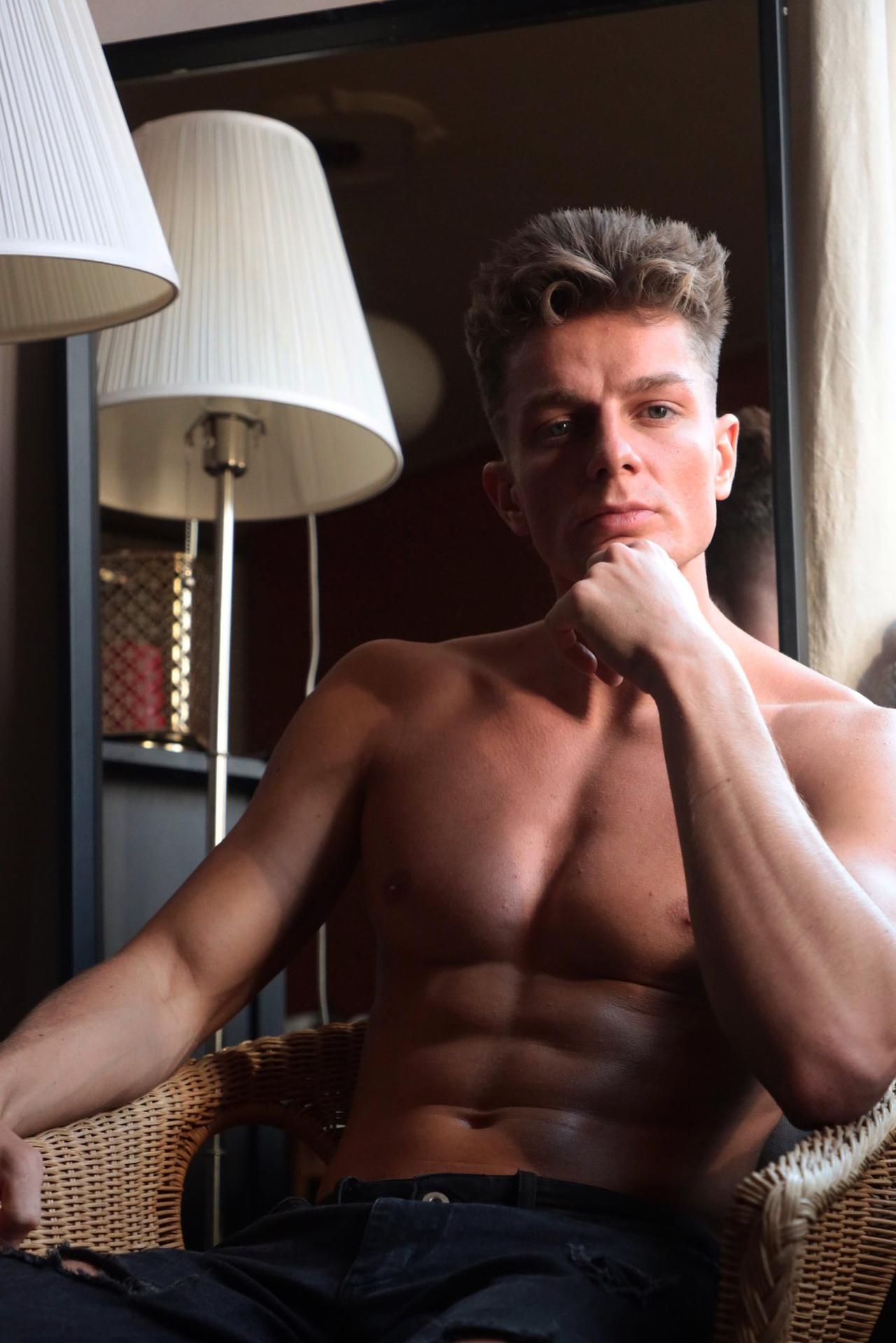 Photo HD Matthew Meier - 2