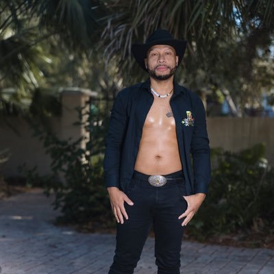 Bradley Snoww Anulingus