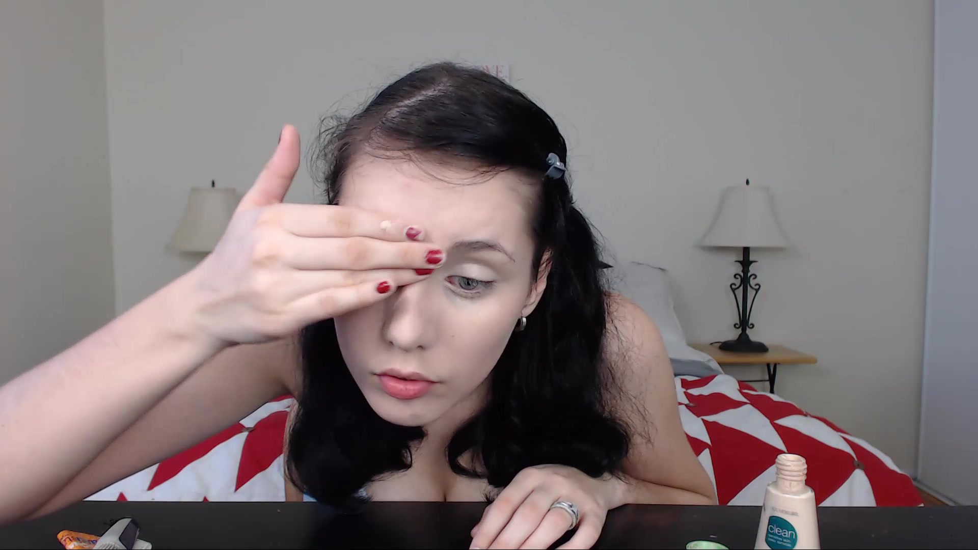 VOYEUR- Watch me put on my makeup! Uncut footage!