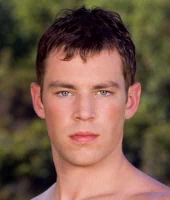 Photo HD Logan Robbins - 3