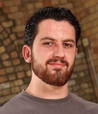 Jonny Cooper Branlette