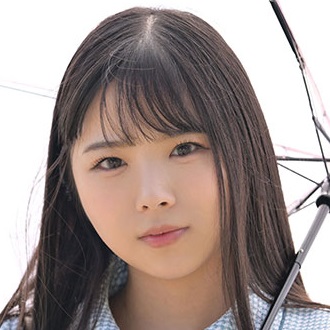 Shizuna Manami Branlette espagnole