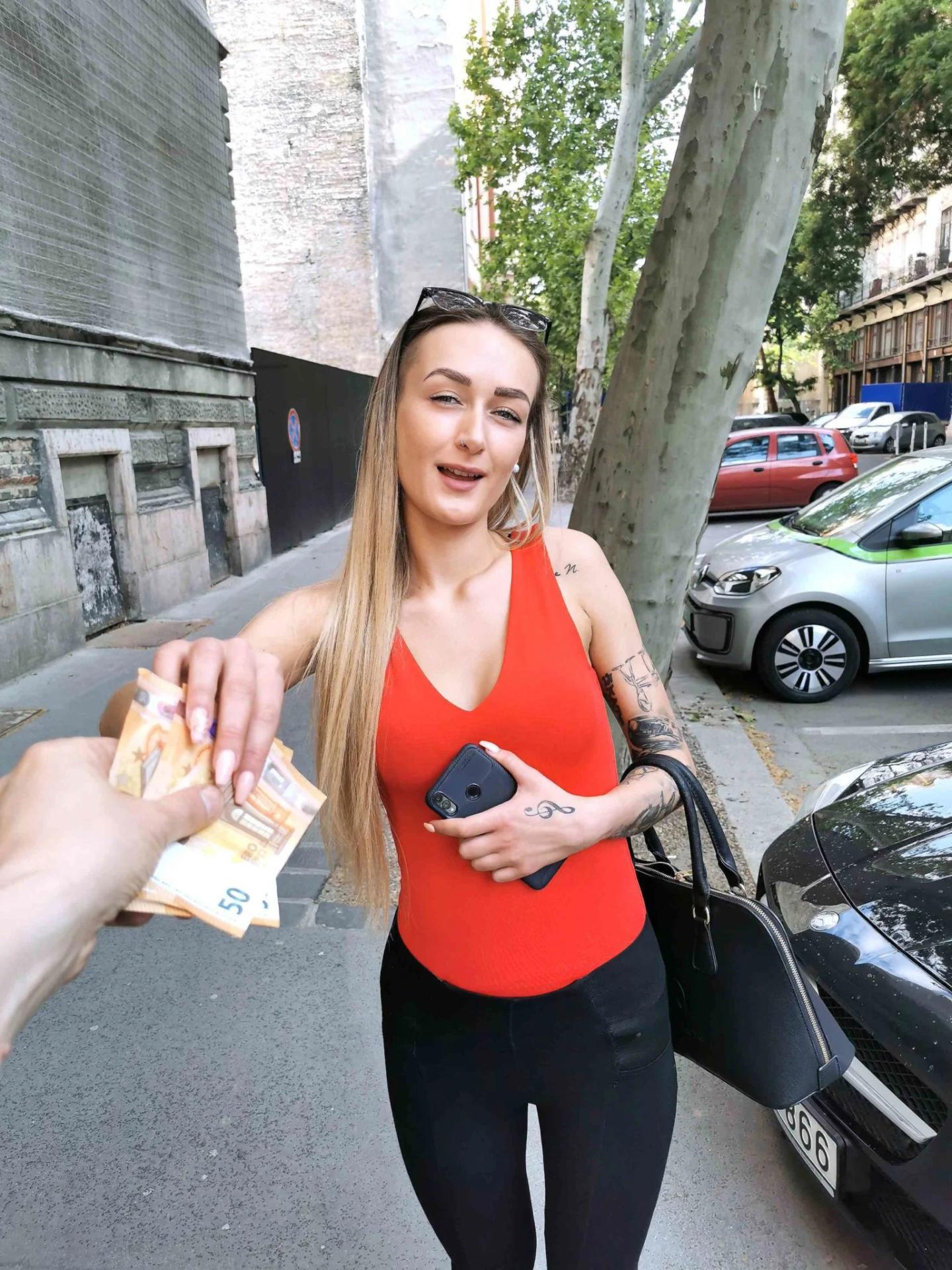 German Scout Elena Lux