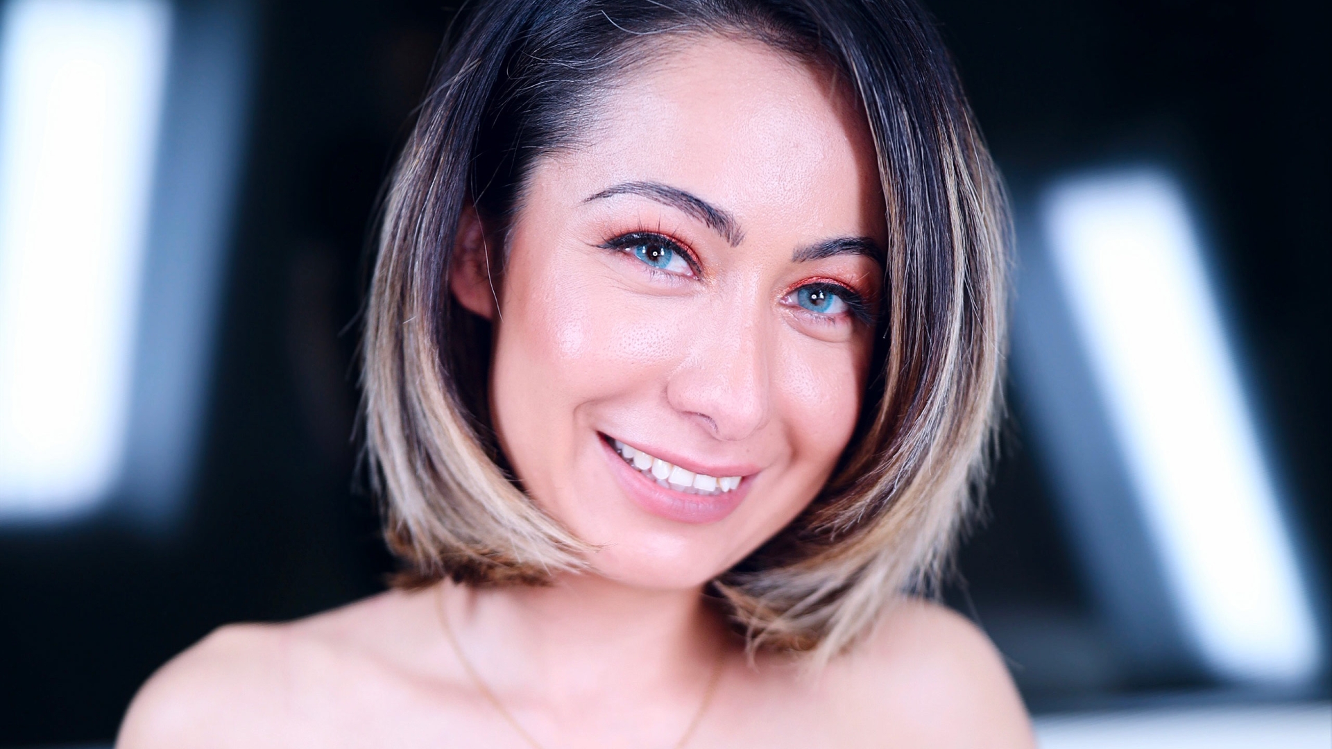 Athena Amour is Back at Amateur Allure to Show Off Her Assets, While Sucking, Fucking and Swallowing