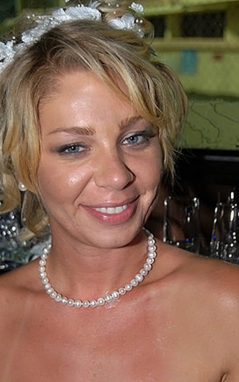 Harley Summers Facial