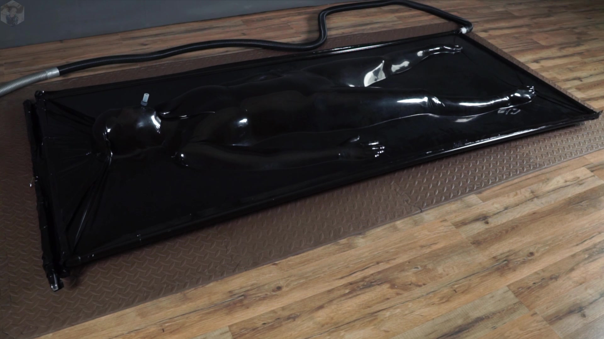 Turns In A Black Vacuum Bed
