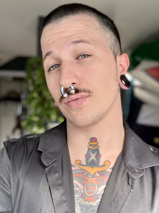 Joey Slade Face Fuck