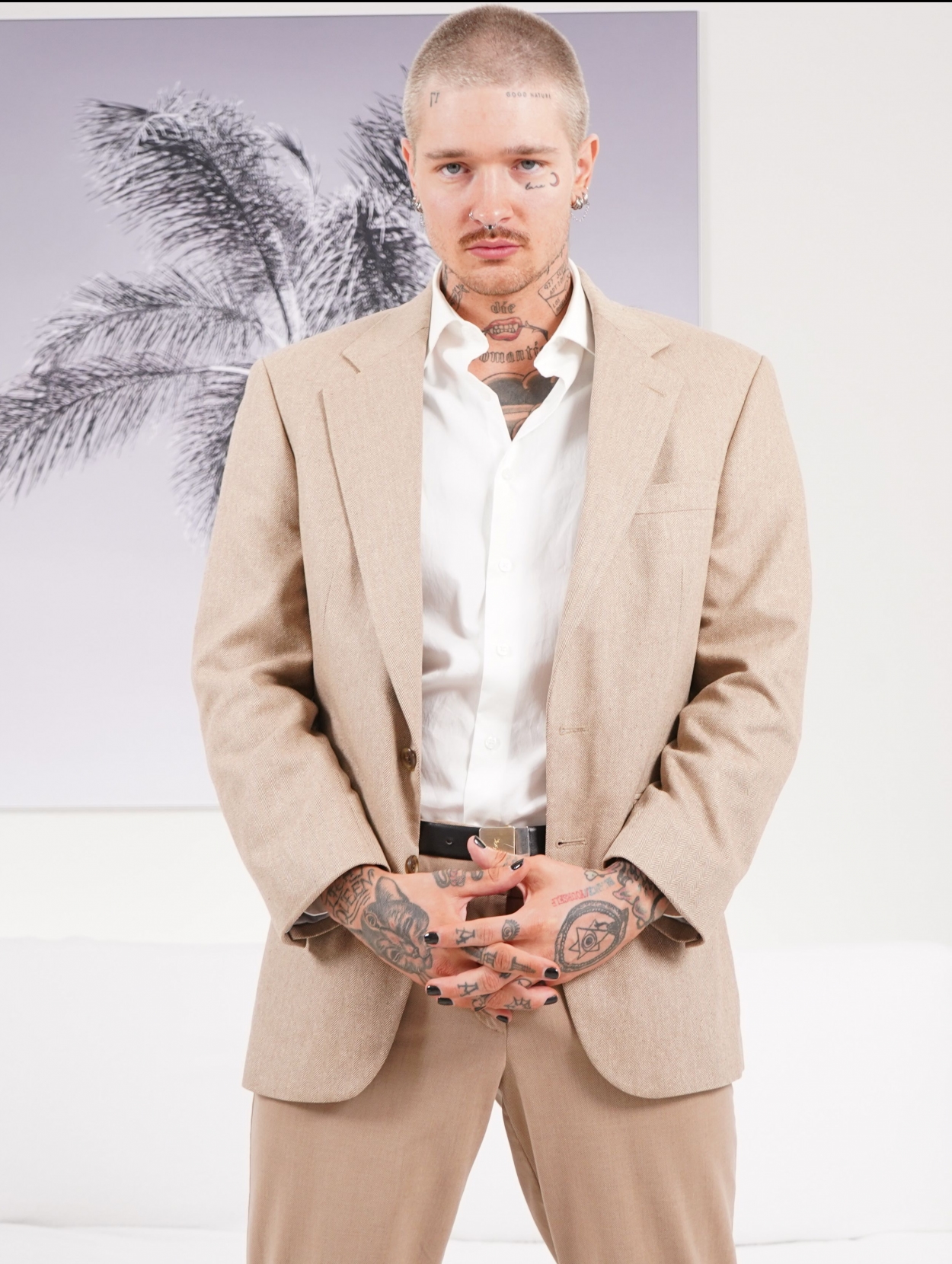 Uncut James Hussie Pass