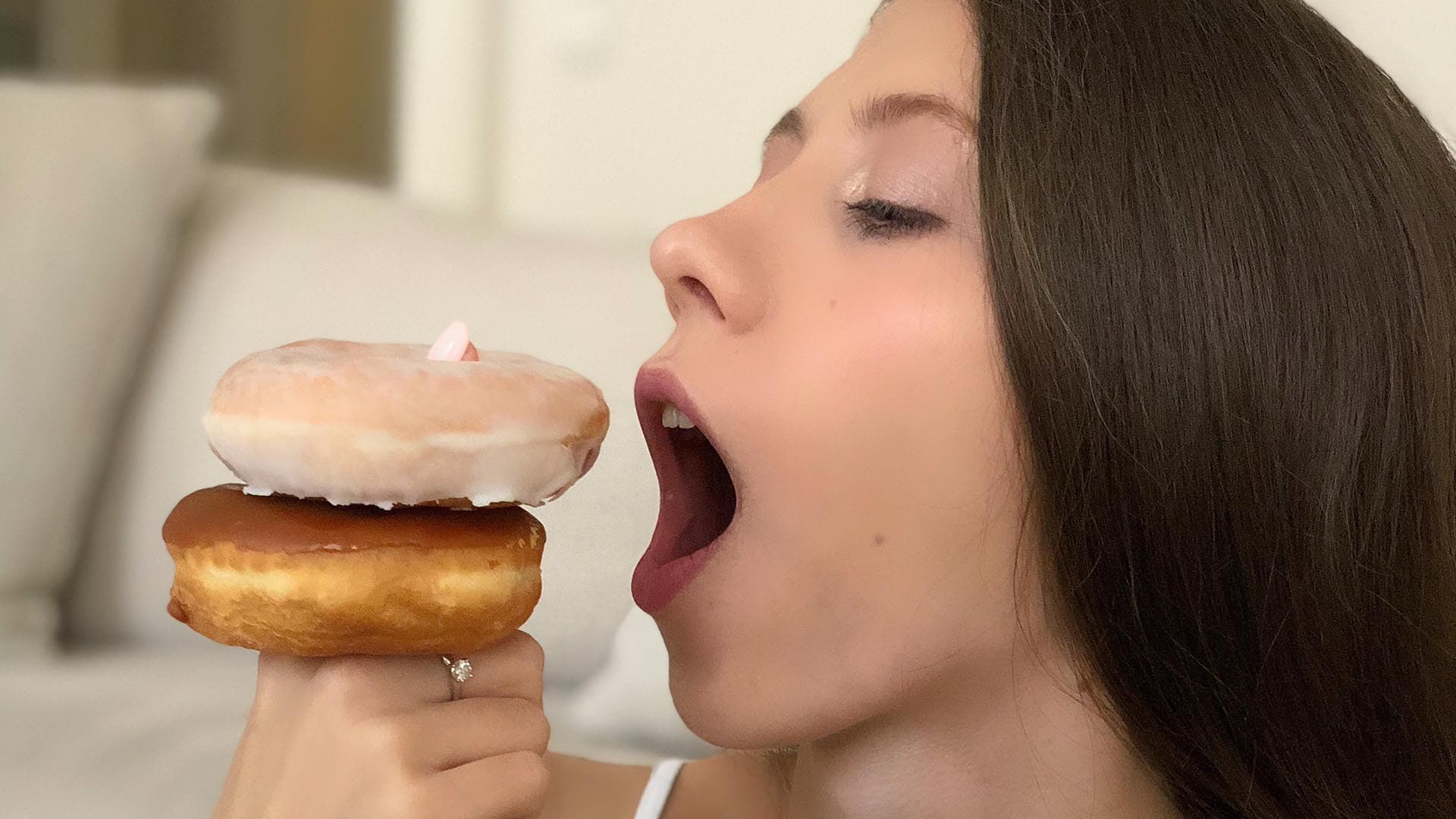 Stefanie Moon: sex video